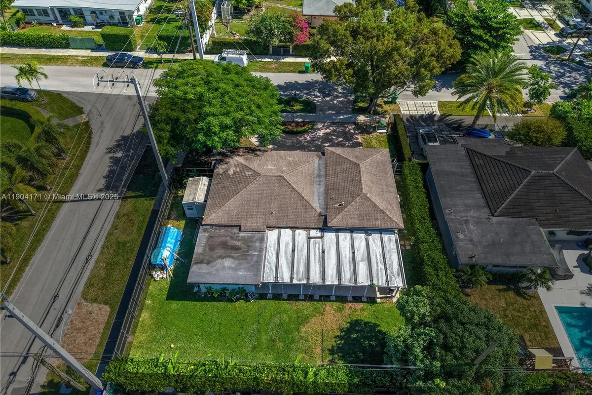 4200 SW 60th Ct, Miami FL 33155