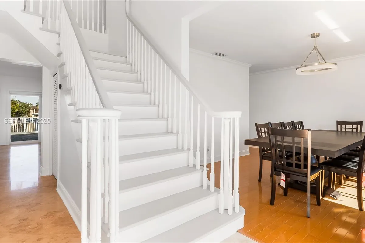 2445 SE 8 St, Pompano Beach FL 33062