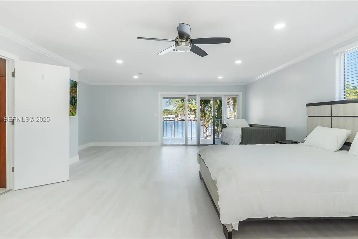 2445 SE 8 St, Pompano Beach FL 33062