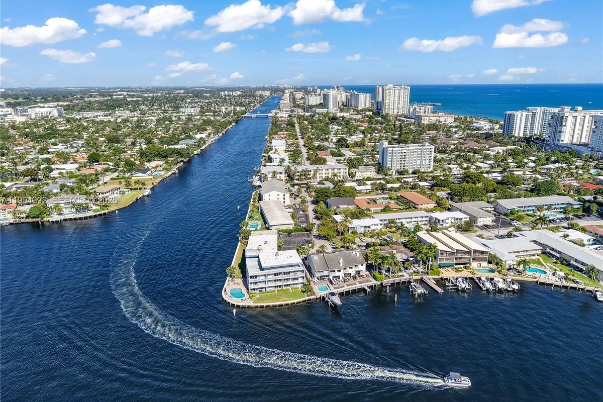 2445 SE 8 St, Pompano Beach FL 33062