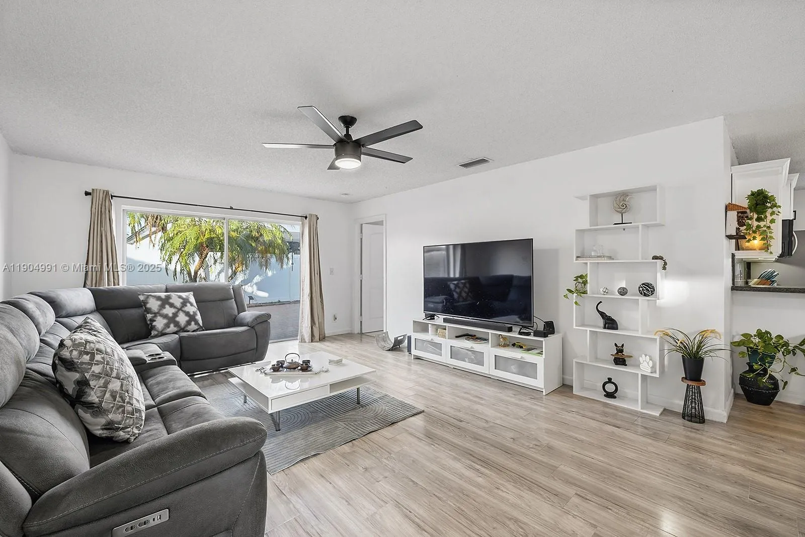 17753 SW 24th Ct, Miramar FL 33029