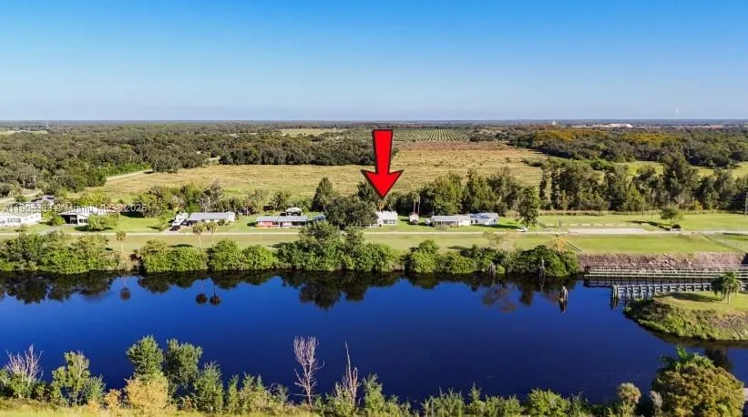 1159 Lock Lane, Moore Haven FL 33471
