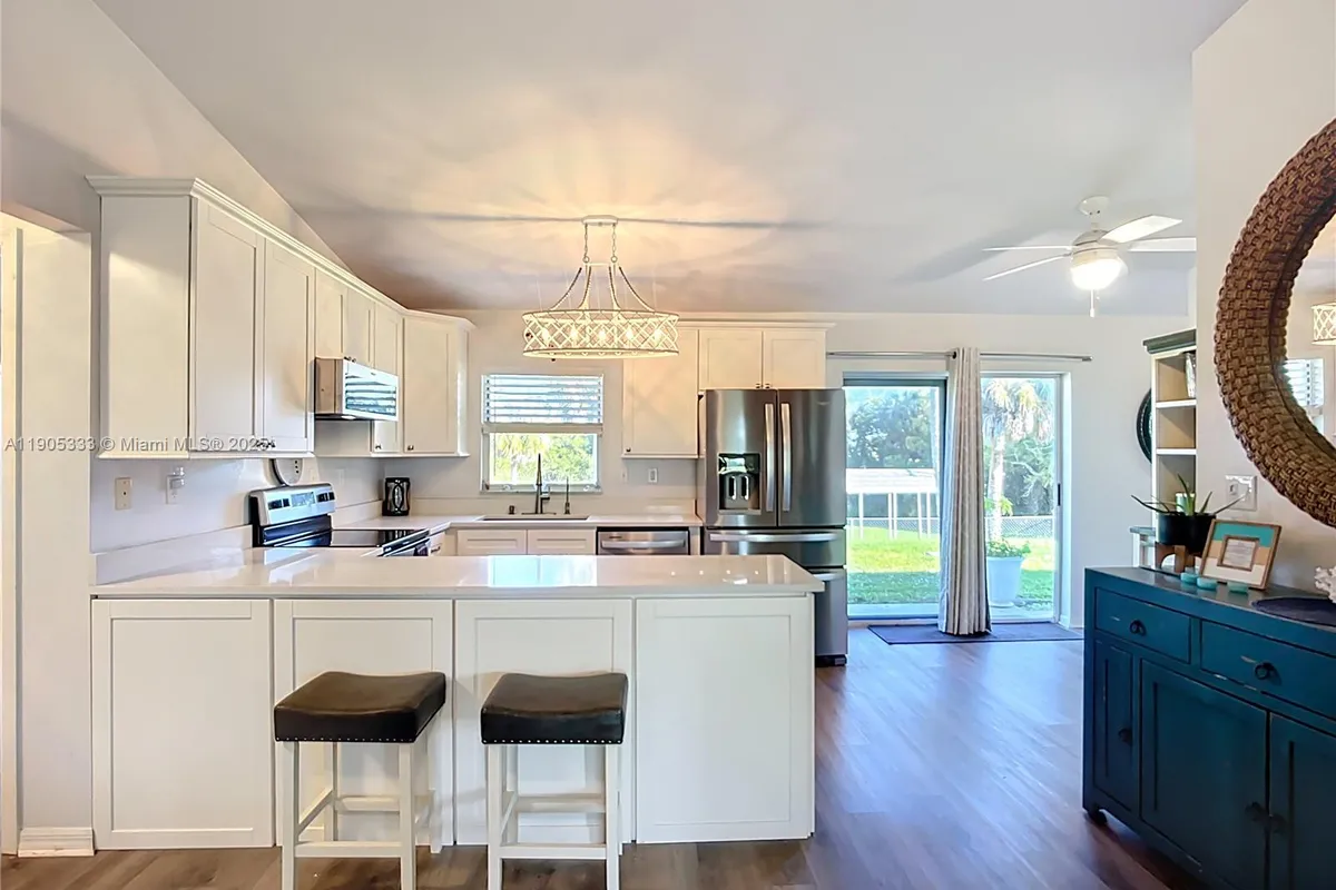 1159 Lock Lane, Moore Haven FL 33471