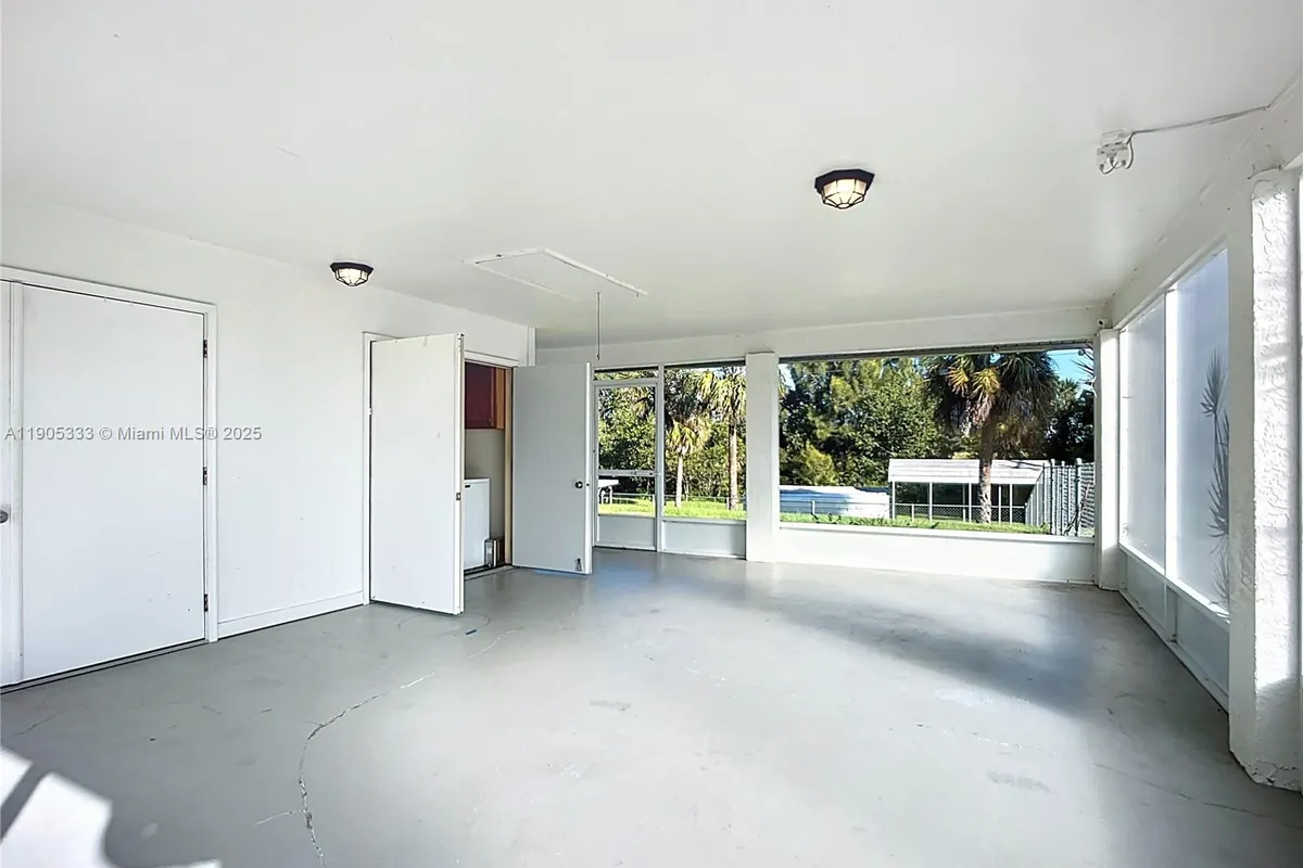 1159 Lock Lane, Moore Haven FL 33471