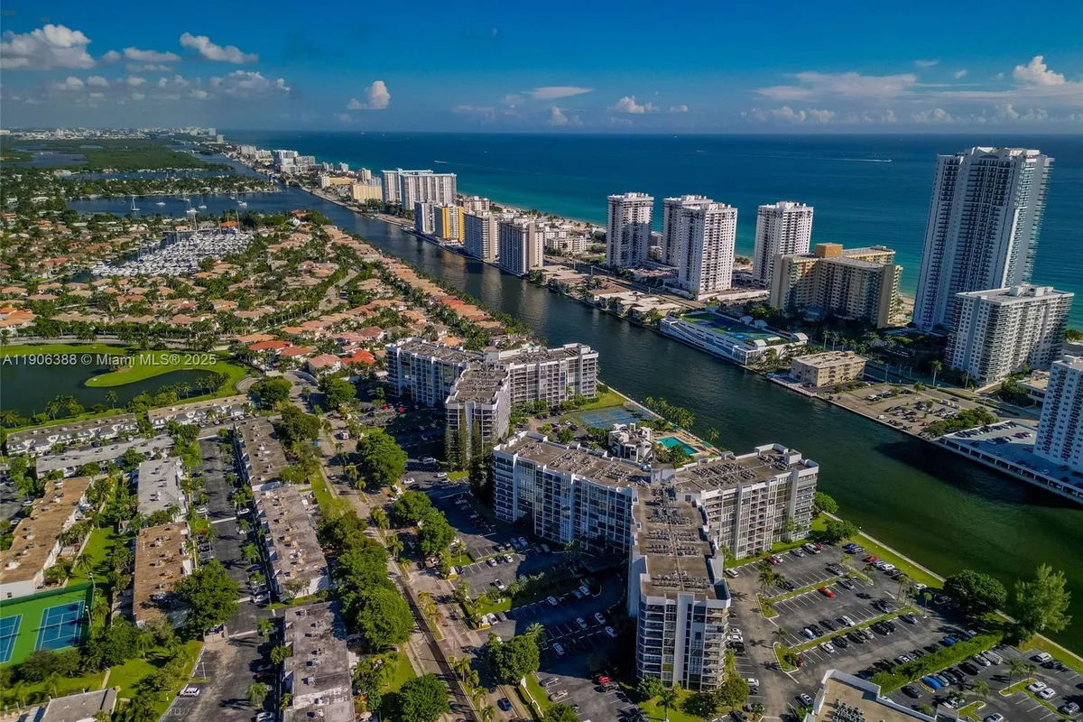 800 Parkview Dr # 302, Hallandale Beach FL 33009