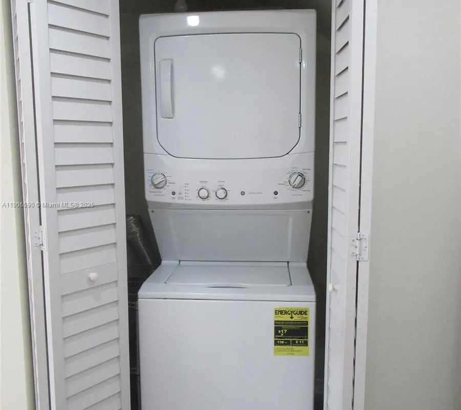 6825 SW 45th Ln # 12, Miami FL 33155