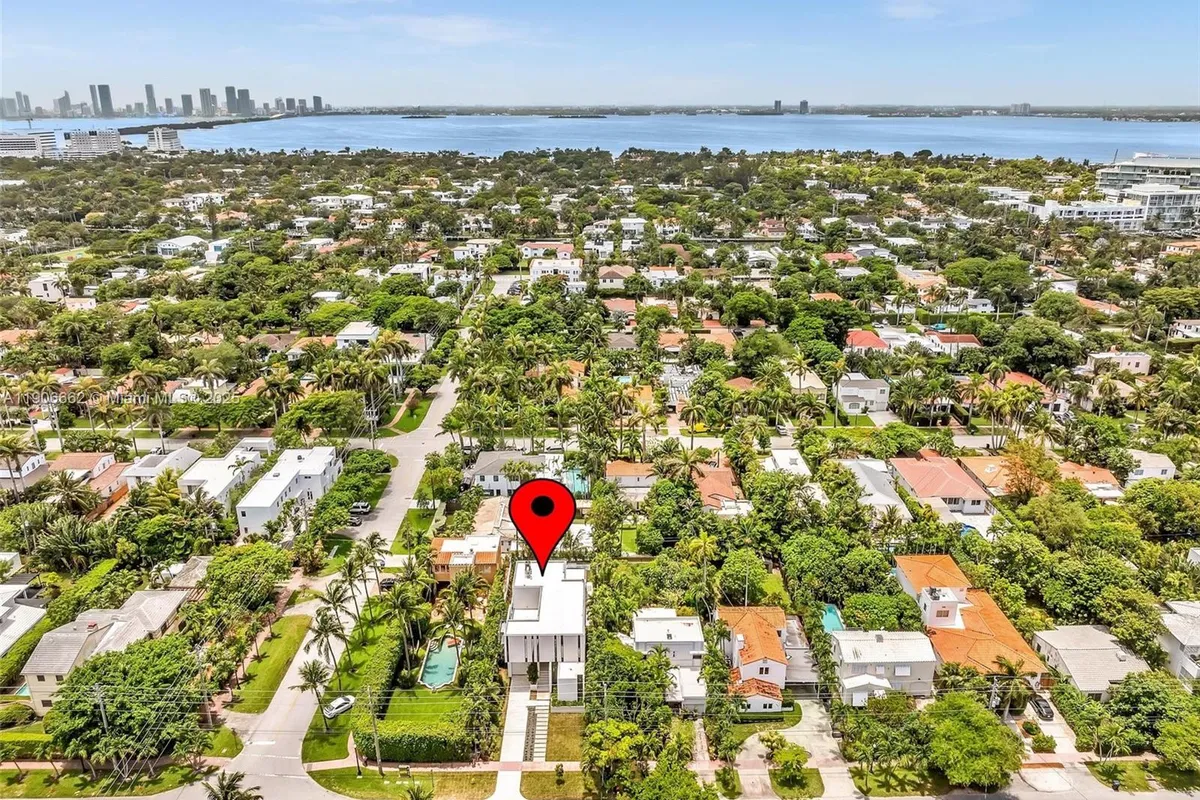 4504 Sheridan Ave, Miami Beach FL 33140