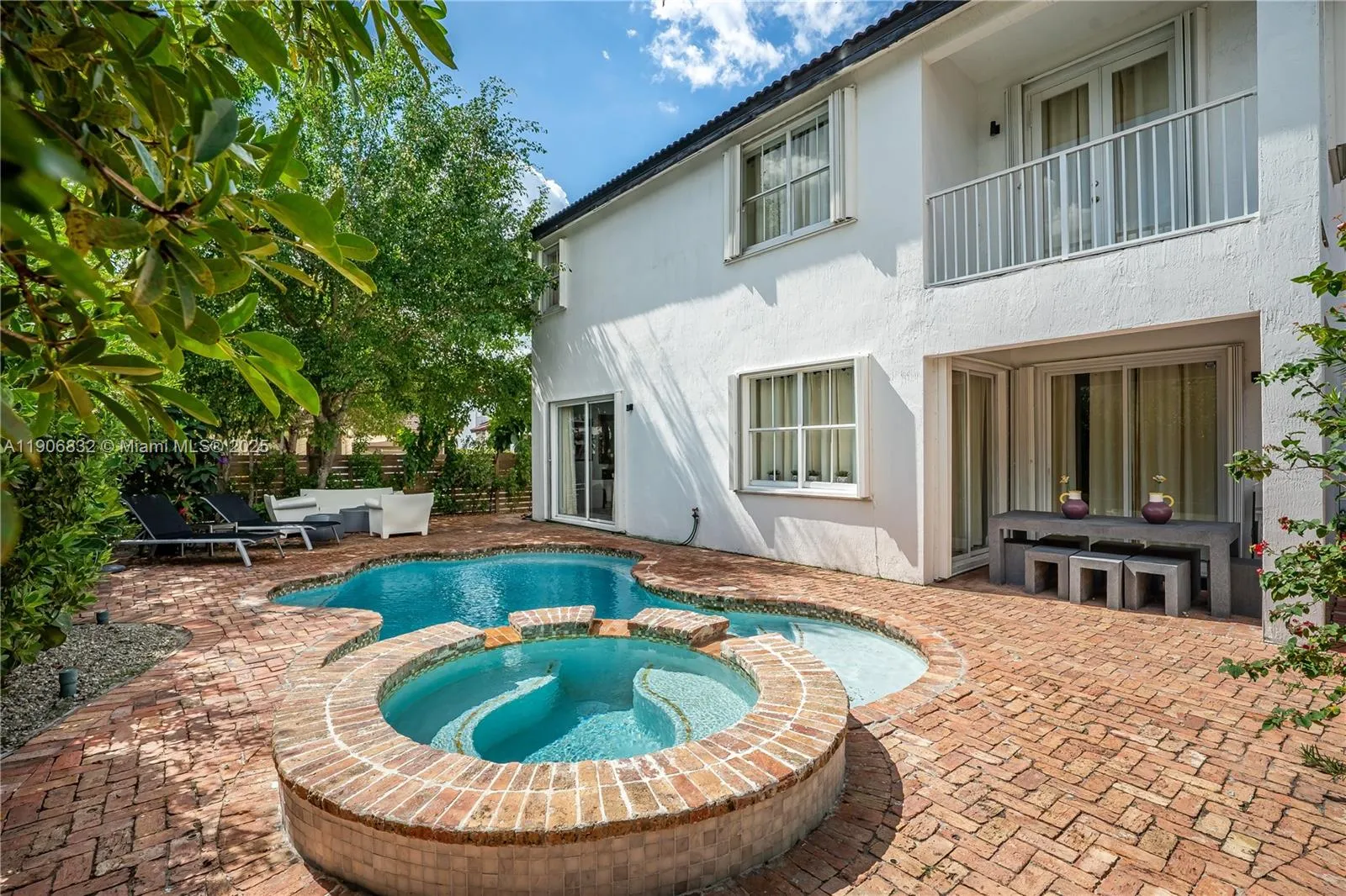 1733 SW 151st Pl, Miami FL 33185