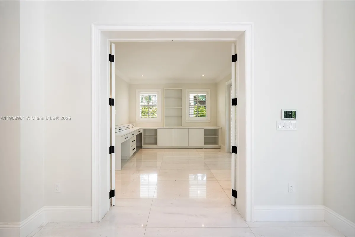 680 Destacada Ave, Coral Gables FL 33156