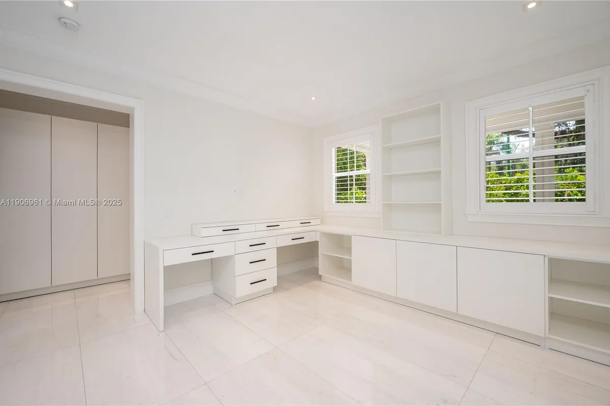 680 Destacada Ave, Coral Gables FL 33156