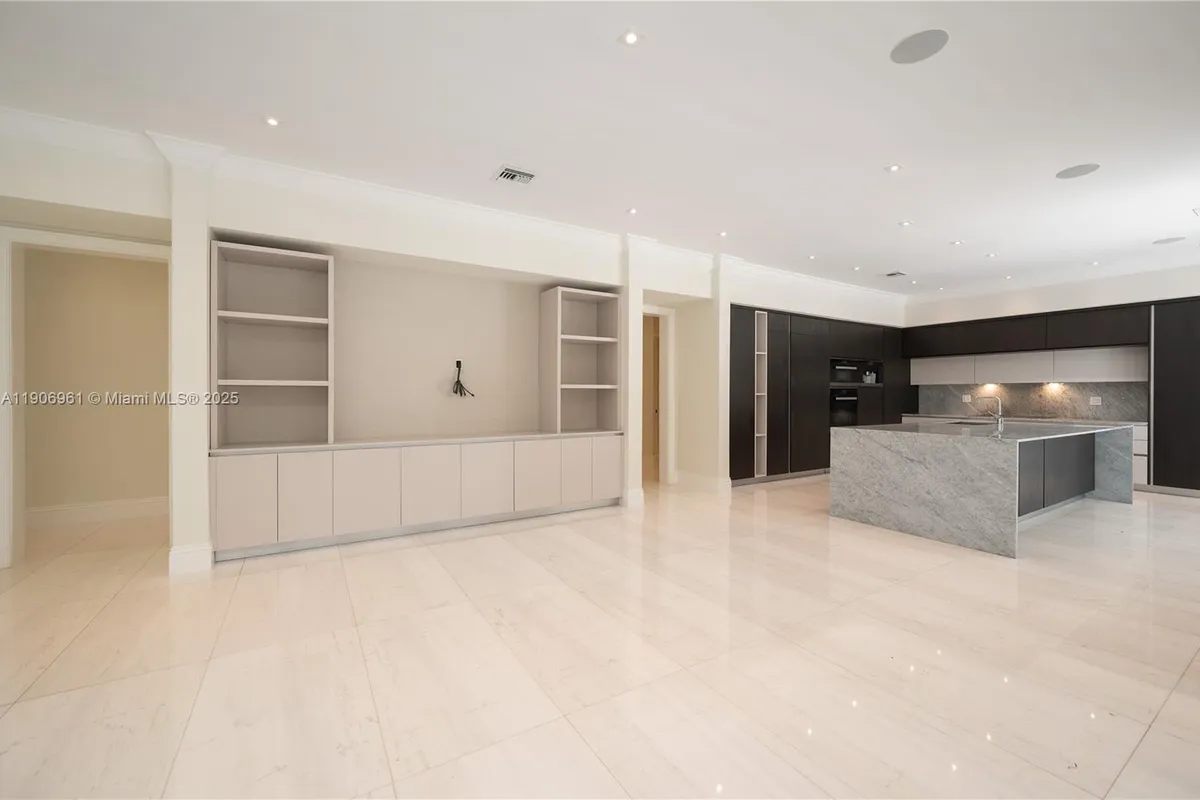 680 Destacada Ave, Coral Gables FL 33156