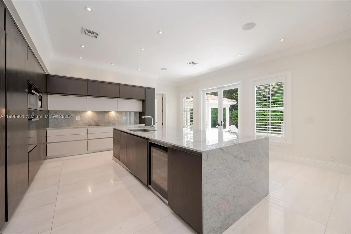 680 Destacada Ave, Coral Gables FL 33156