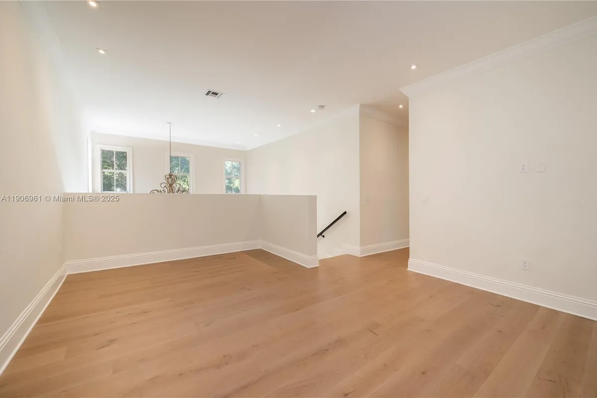 680 Destacada Ave, Coral Gables FL 33156