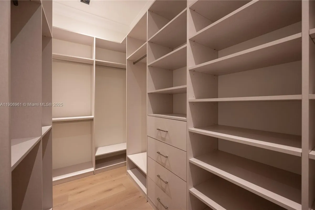 680 Destacada Ave, Coral Gables FL 33156