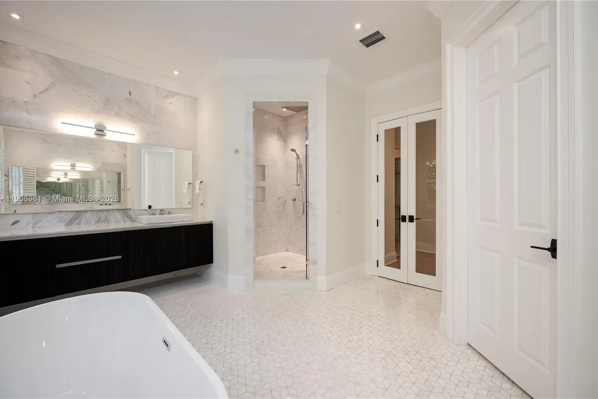 680 Destacada Ave, Coral Gables FL 33156