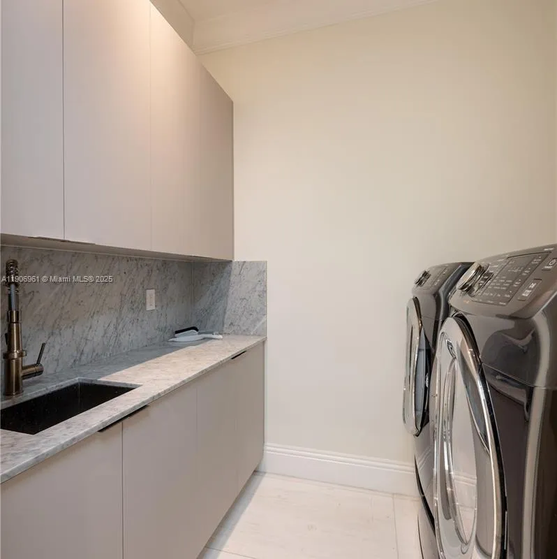 680 Destacada Ave, Coral Gables FL 33156