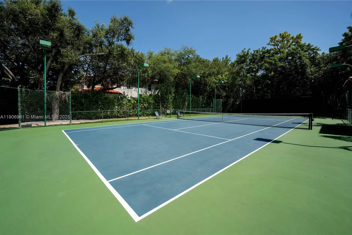 680 Destacada Ave, Coral Gables FL 33156