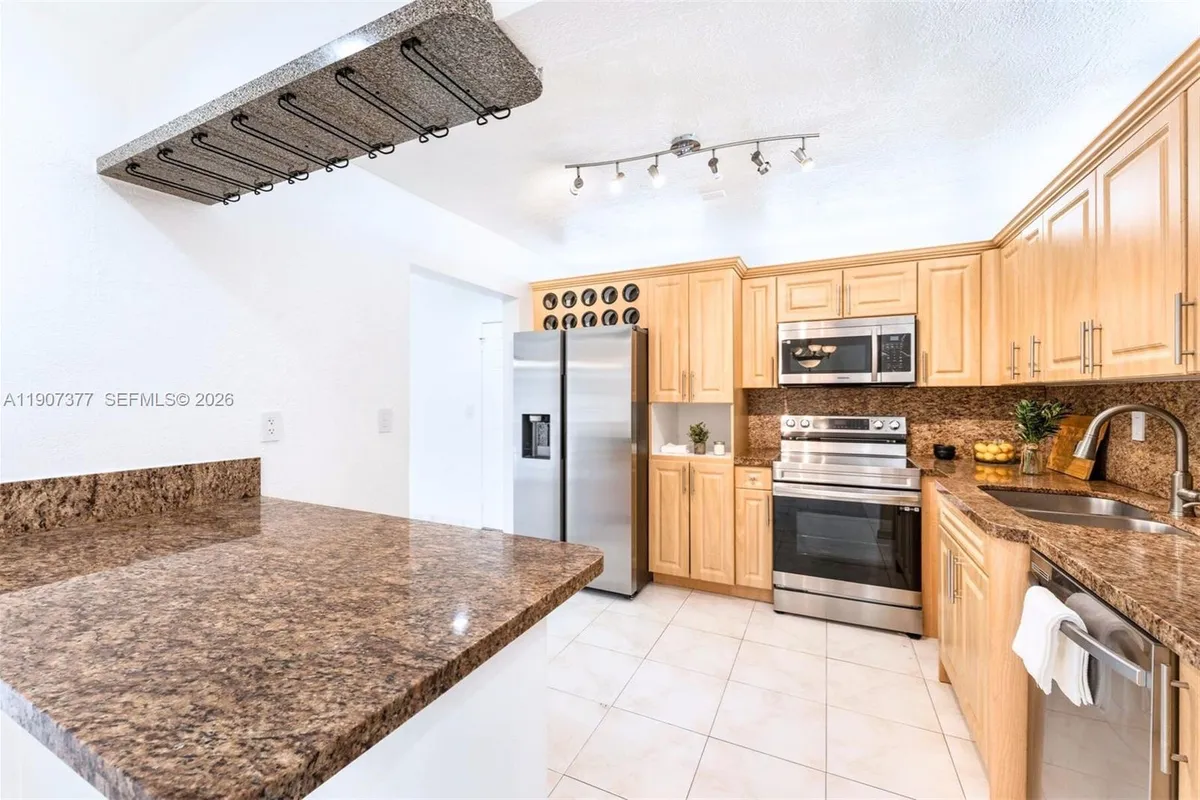 10835 SW 152nd Ter, Miami FL 33157