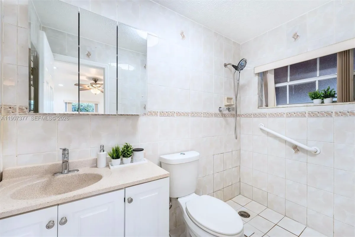 10835 SW 152nd Ter, Miami FL 33157