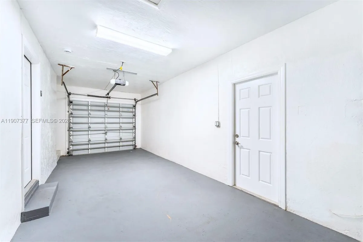 10835 SW 152nd Ter, Miami FL 33157