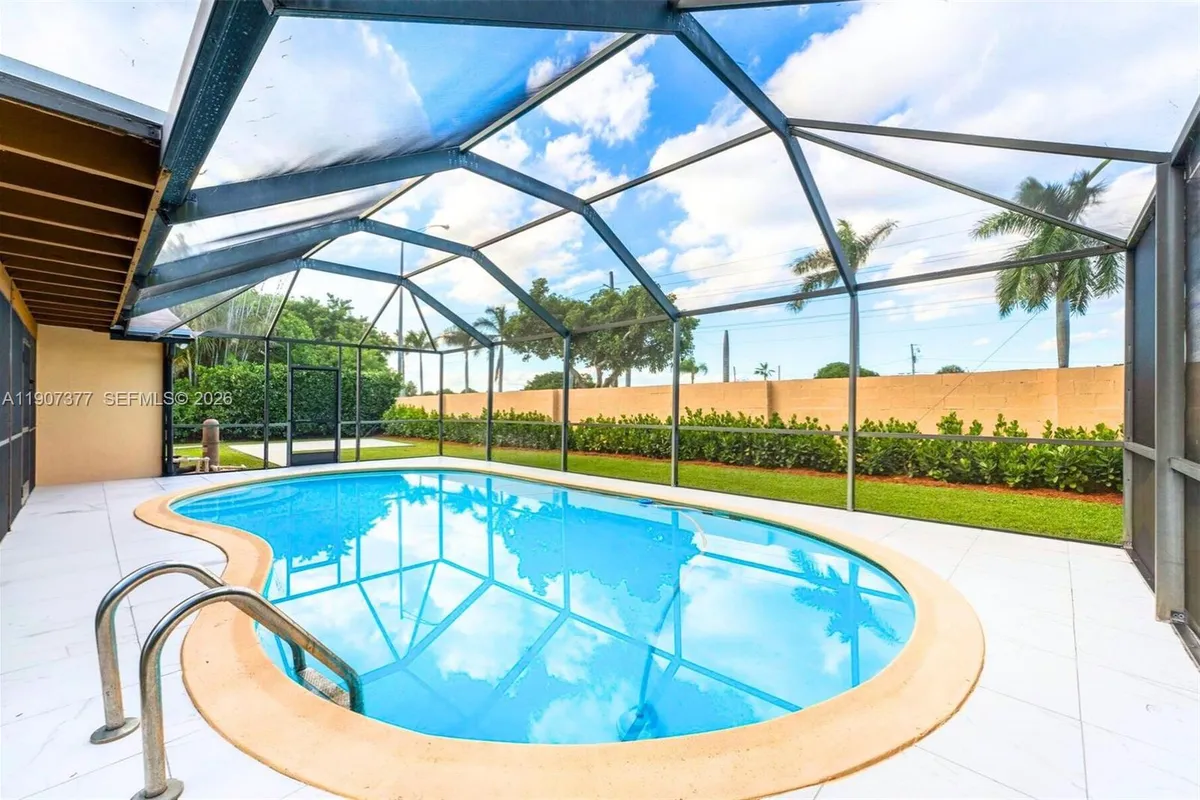 10835 SW 152nd Ter, Miami FL 33157