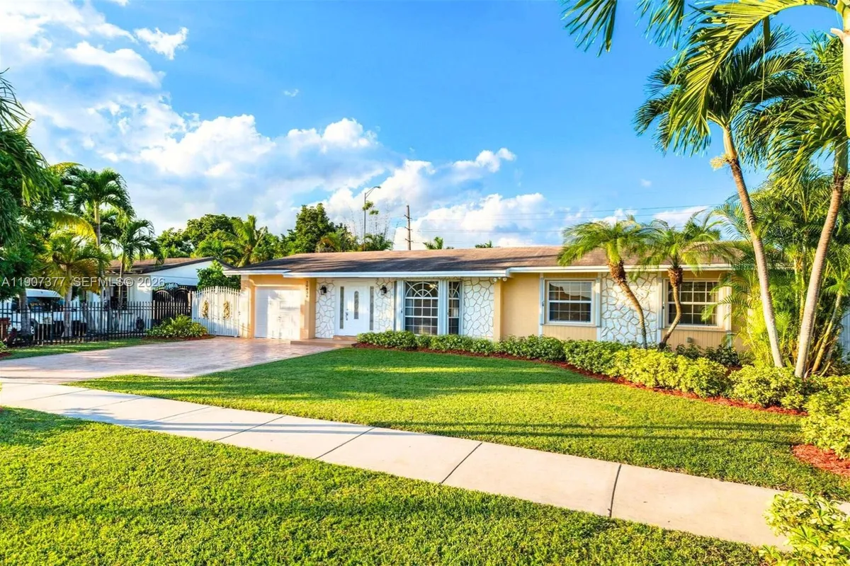 10835 SW 152nd Ter, Miami FL 33157