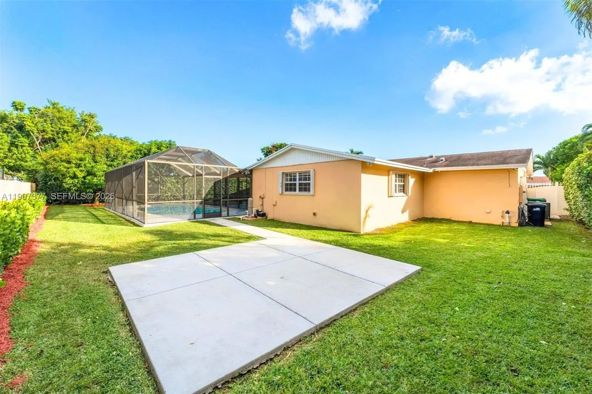 10835 SW 152nd Ter, Miami FL 33157