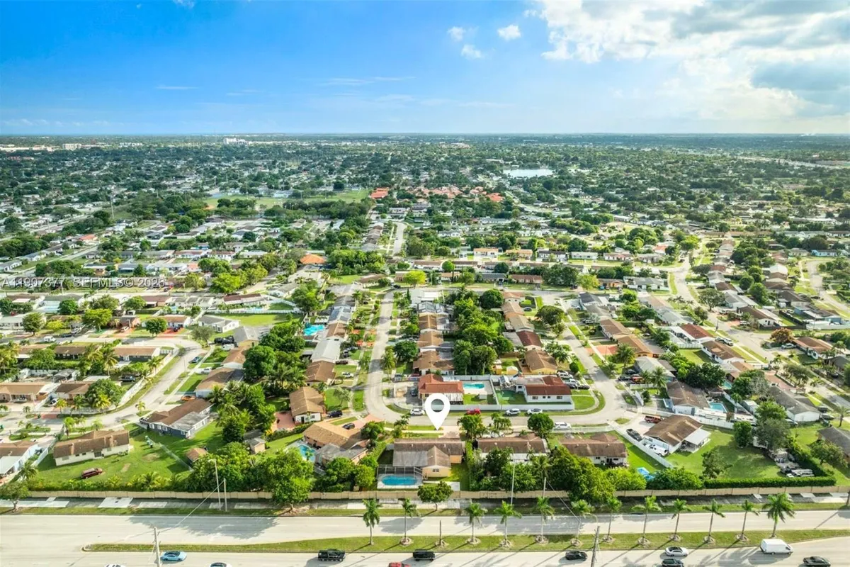 10835 SW 152nd Ter, Miami FL 33157