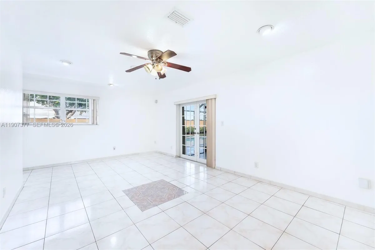 10835 SW 152nd Ter, Miami FL 33157