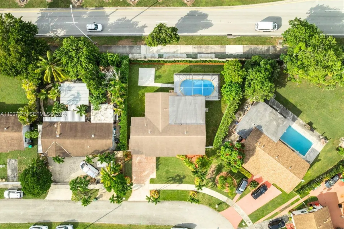 10835 SW 152nd Ter, Miami FL 33157