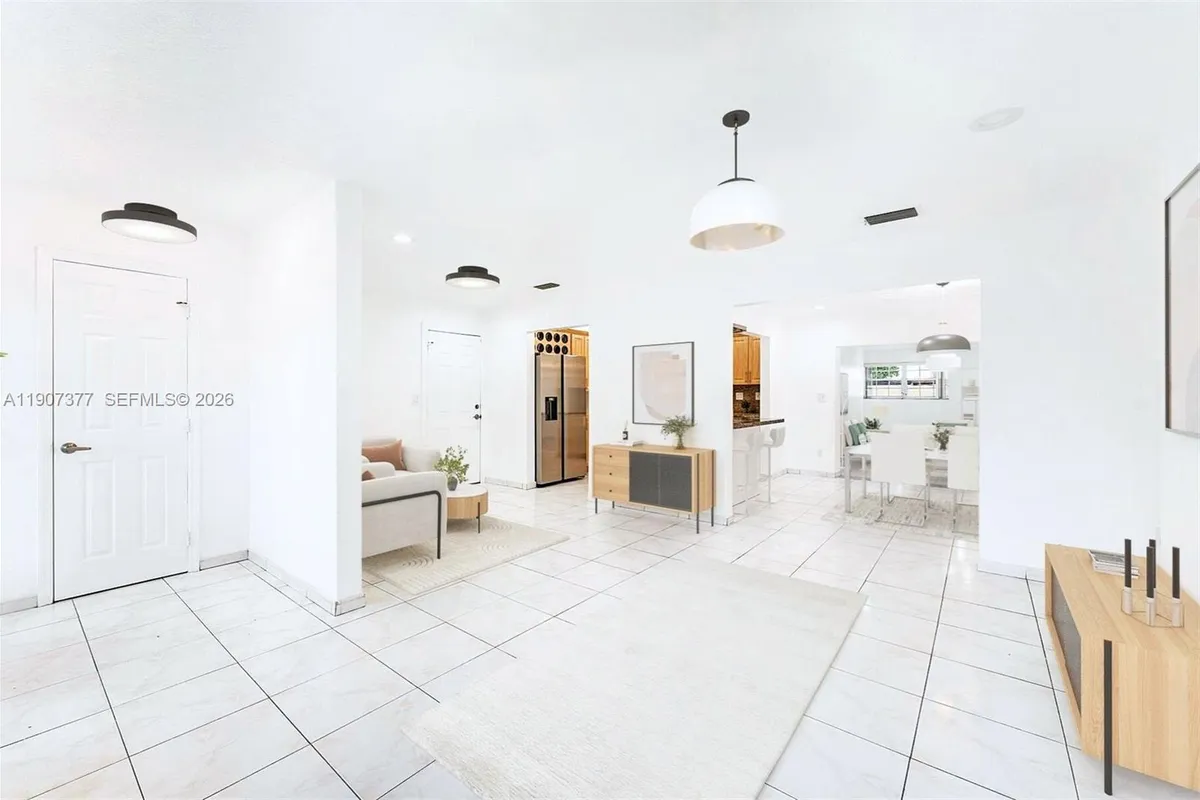 10835 SW 152nd Ter, Miami FL 33157