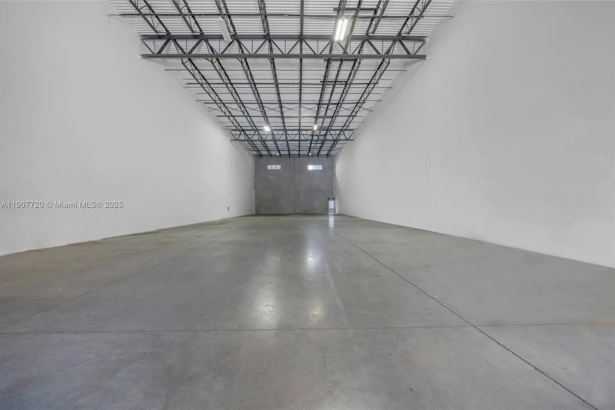 14001 NW 112th Ave # 4, Hialeah Gardens FL 33018