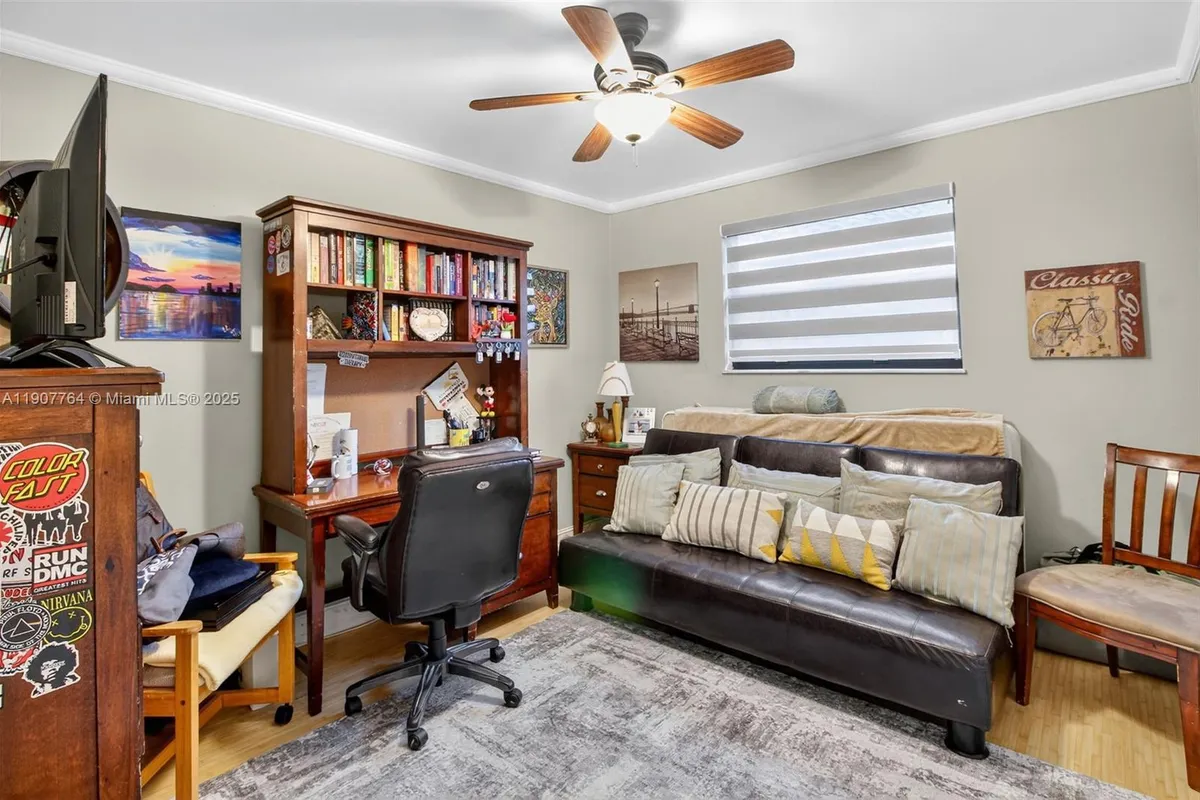 15010 Dunbarton Pl, Miami Lakes FL 33016