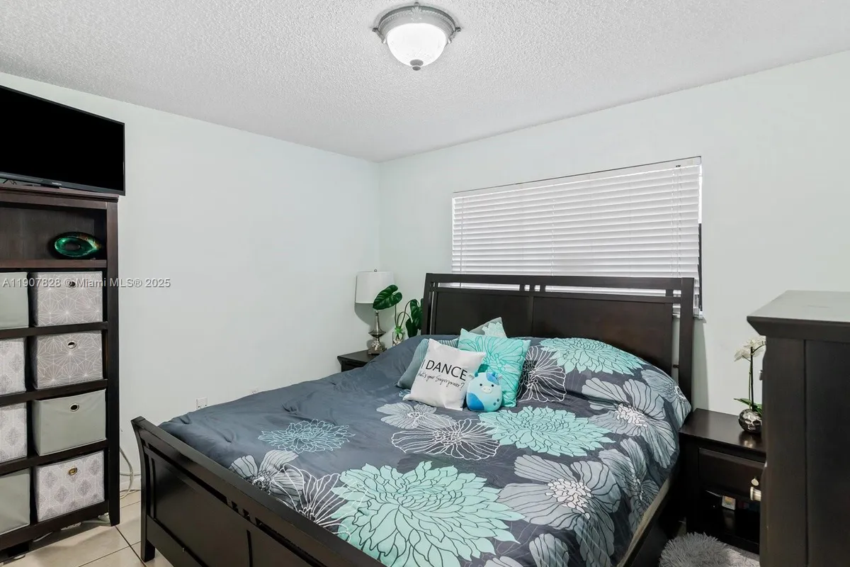 8851 NW 119th St # 3, Hialeah Gardens FL 33018