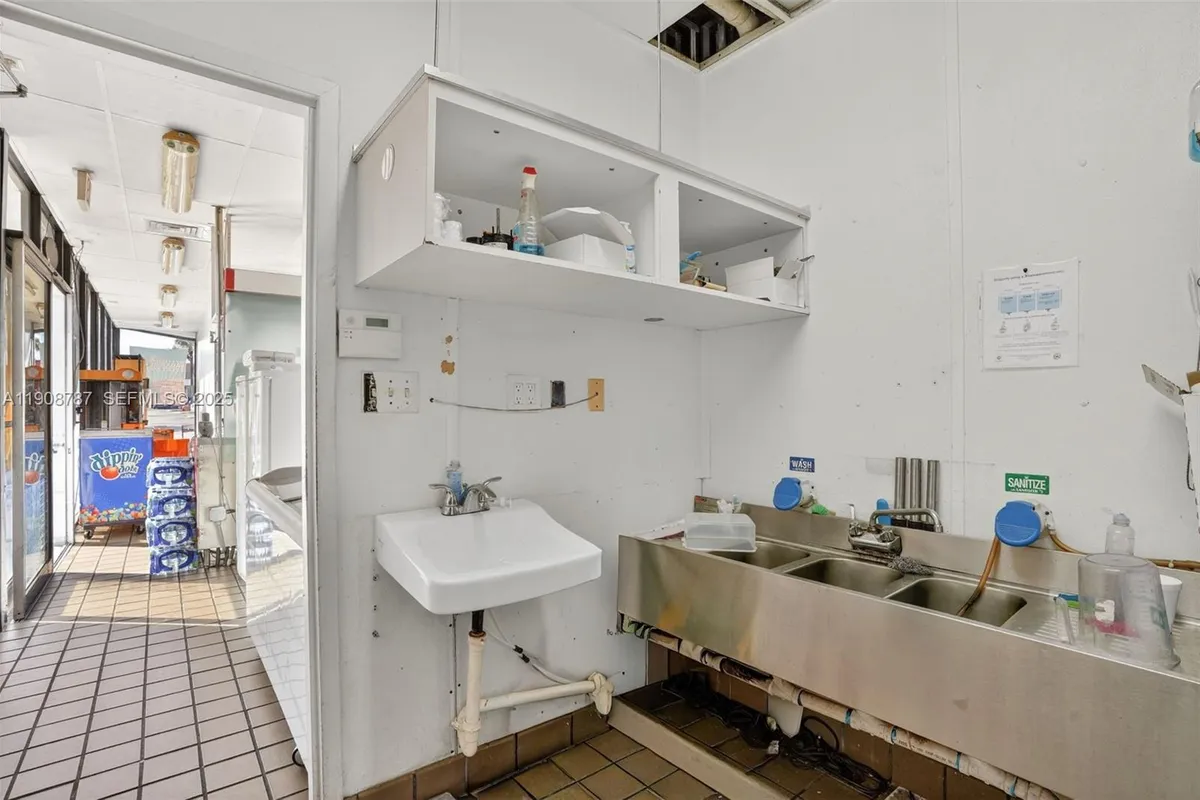 Farm Store Franchise For Sale In Hialeah Gardens, Hialeah Gardens FL 33018