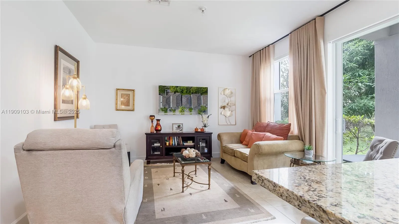 4445 NW 48th Ter, Tamarac FL 33319