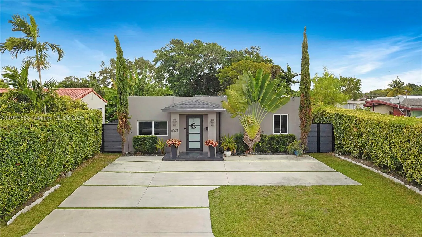 6521 SW 31st St, Miami FL 33155