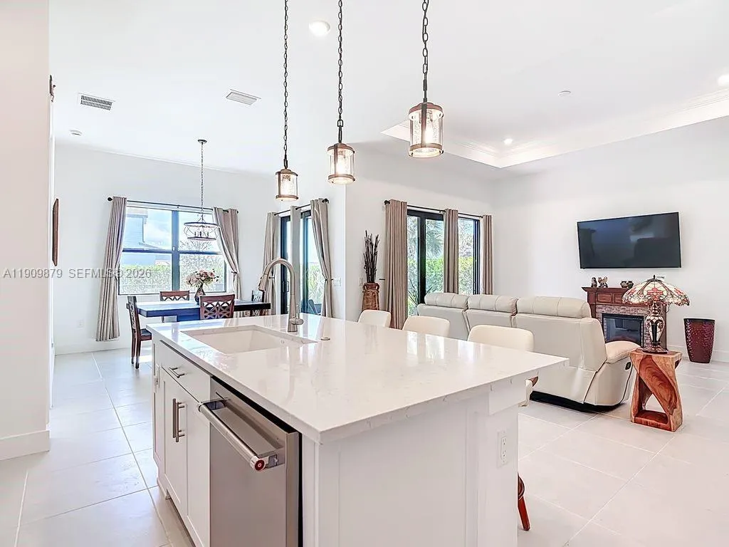 4250 Annapolis Ave, Ave Maria FL 34142