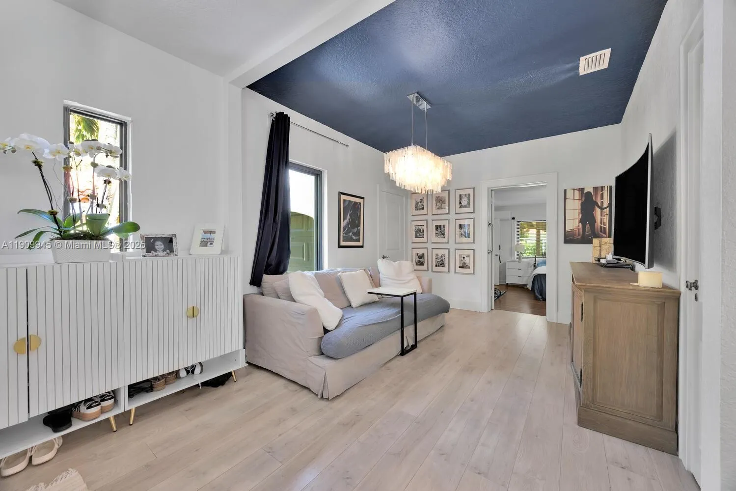 1009 Genoa St, Coral Gables FL 33134