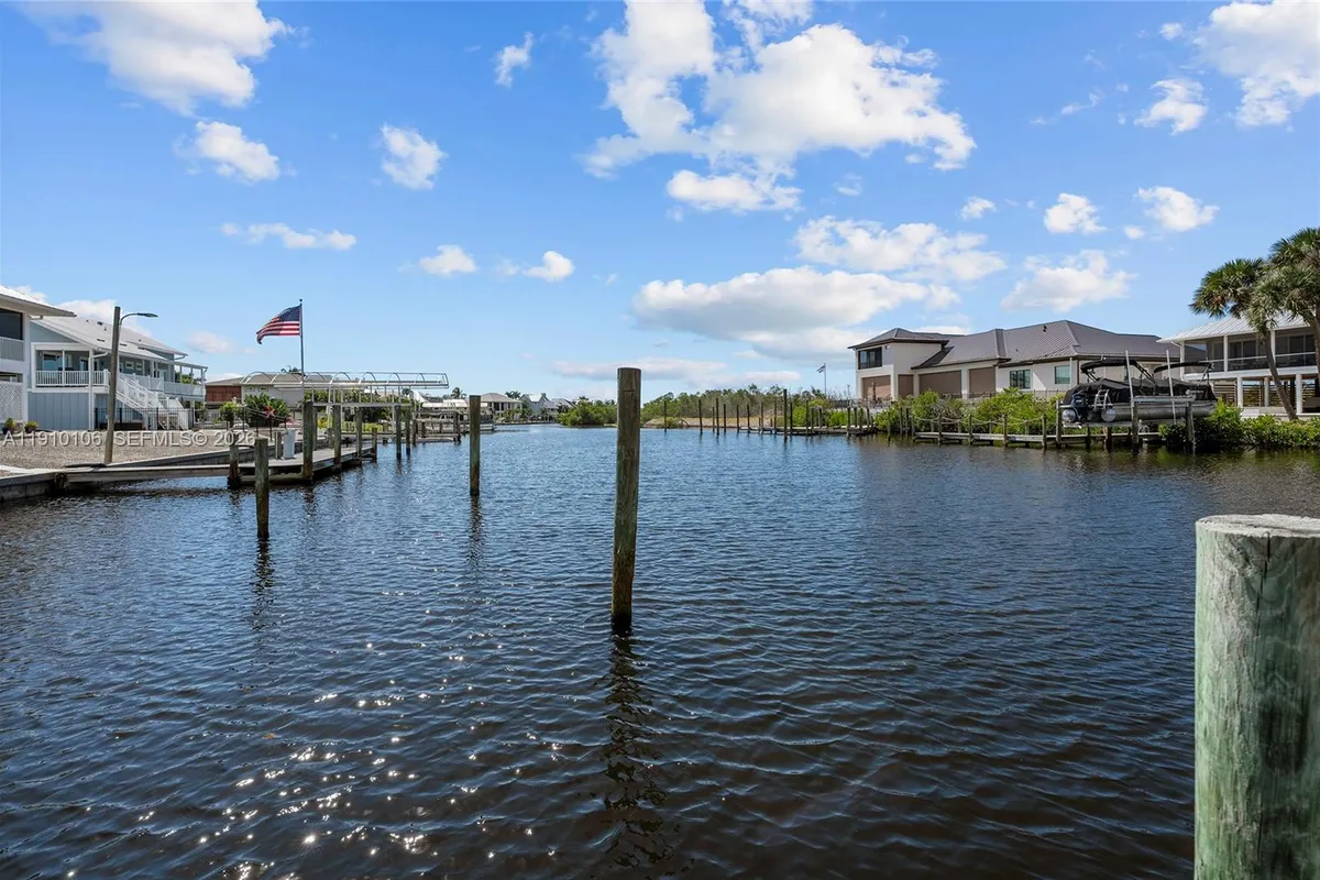 18292 DEEP PASSAGE LANE, Fort Myers FL 33931