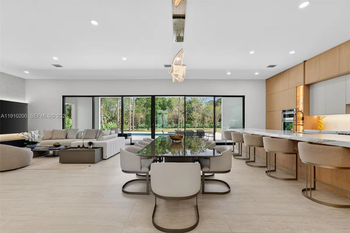 6602 NW 62nd Ter, Parkland FL 33067