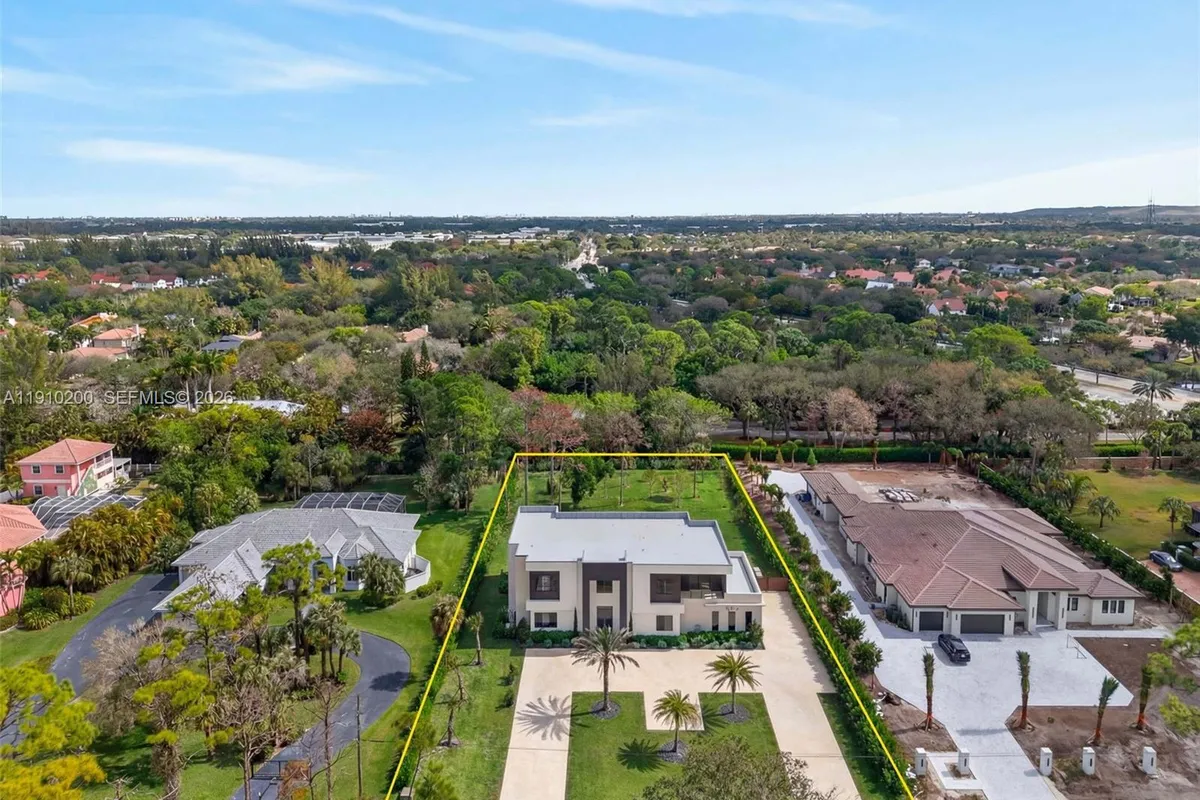 6602 NW 62nd Ter, Parkland FL 33067