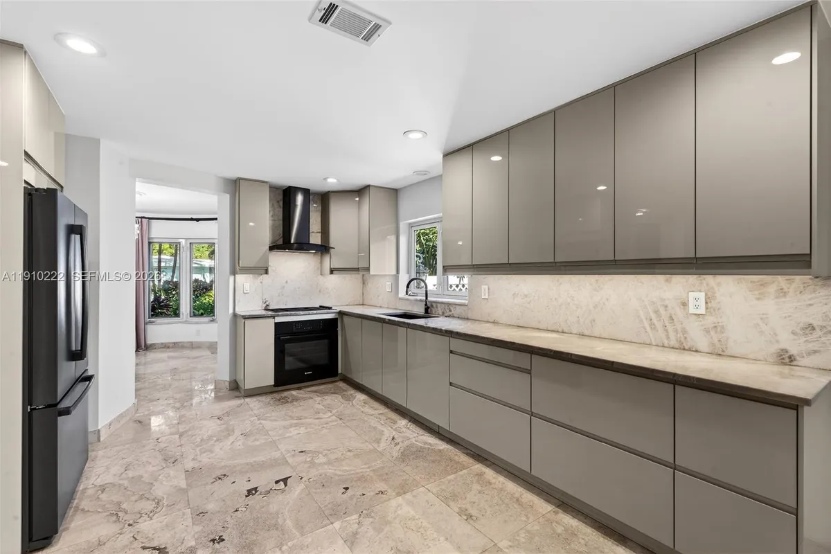 3414 Norfolk St, Pompano Beach FL 33062