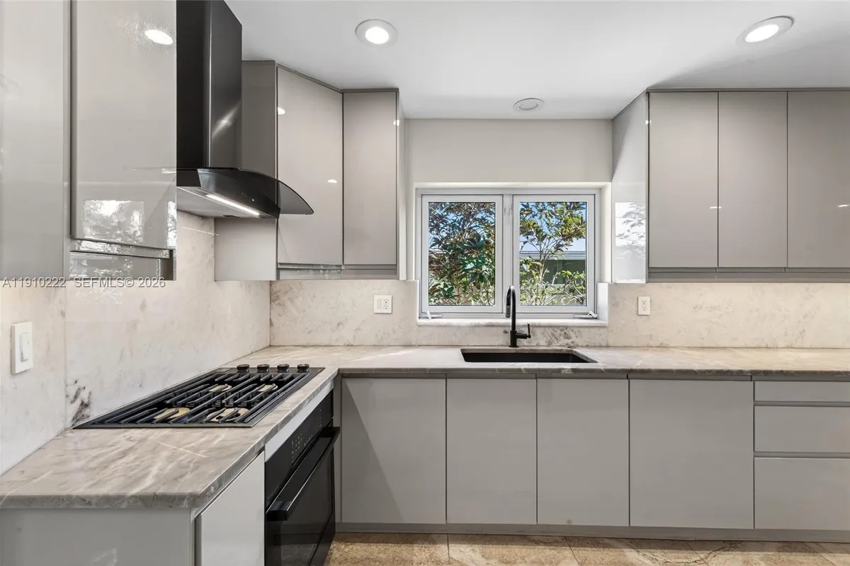 3414 Norfolk St, Pompano Beach FL 33062