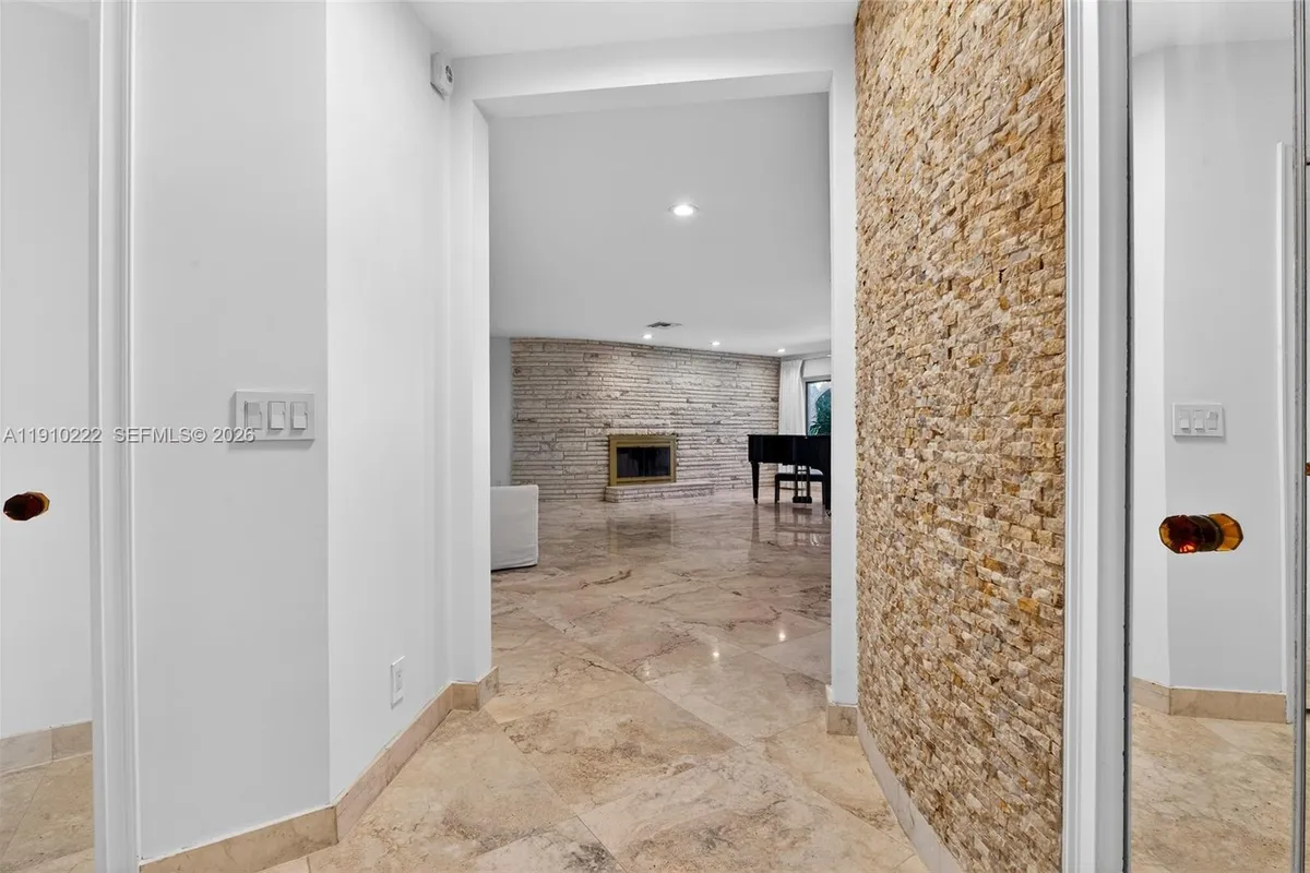 3414 Norfolk St, Pompano Beach FL 33062