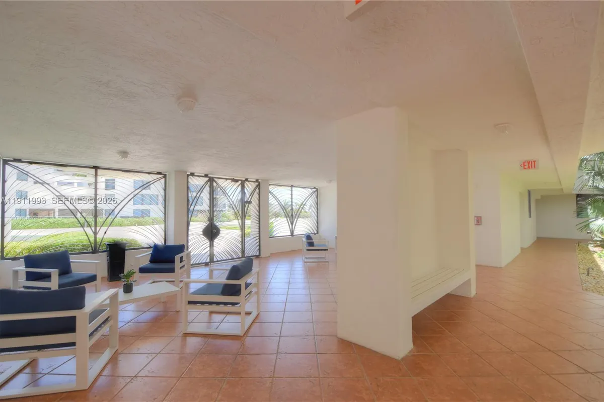 2565 S Ocean Blvd # 112N, Highland Beach FL 33487