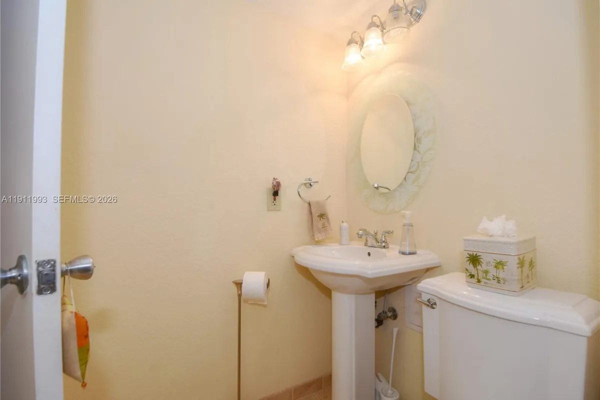 2565 S Ocean Blvd # 112N, Highland Beach FL 33487