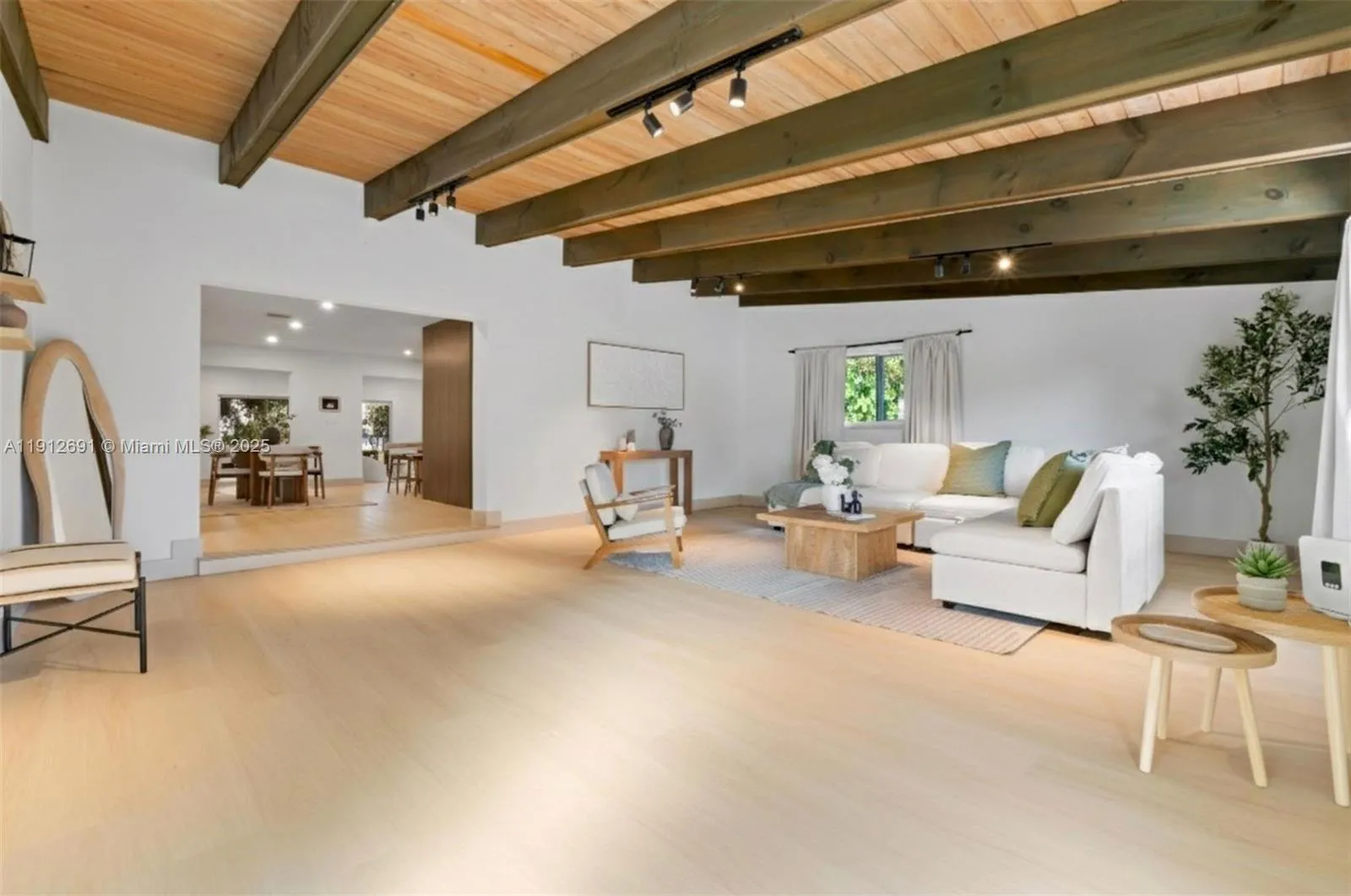 1905 NW 62nd Ter, Margate FL 33063