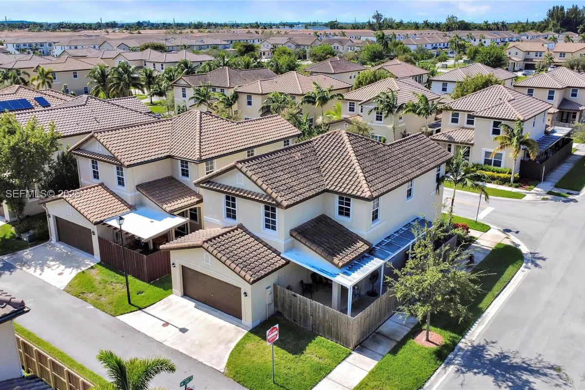 24301 SW 117th Path, Homestead FL 33032