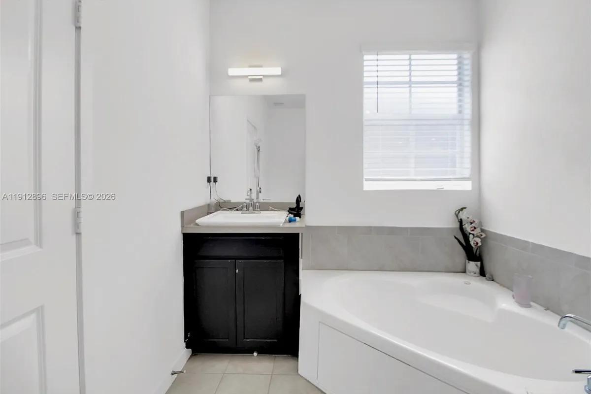 24301 SW 117th Path, Homestead FL 33032